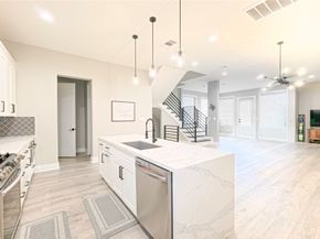 1805 Blodgett Street 2, Houston TX 77004