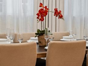 913 Thompson Street, Houston TX 77007