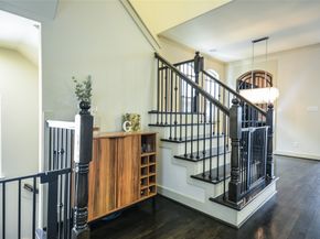 4243 Dickson Street, Houston TX 77007