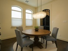 4243 Dickson Street, Houston TX 77007