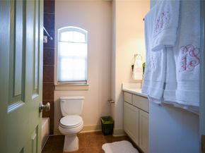 4243 Dickson Street, Houston TX 77007