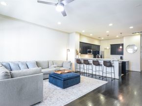 4243 Dickson Street, Houston TX 77007