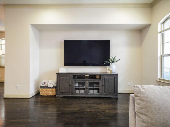 4243 Dickson Street, Houston TX 77007