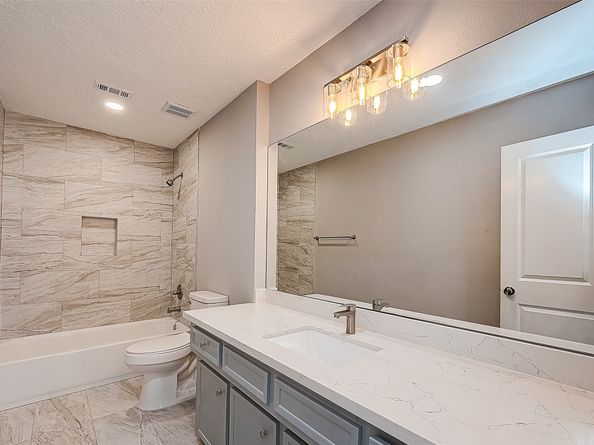 1623 Cherry Ridge Drive, Houston TX 77077