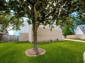 1623 Cherry Ridge Drive, Houston TX 77077