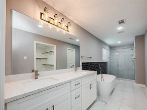 1623 Cherry Ridge Drive, Houston TX 77077