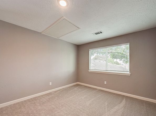 1623 Cherry Ridge Drive, Houston TX 77077