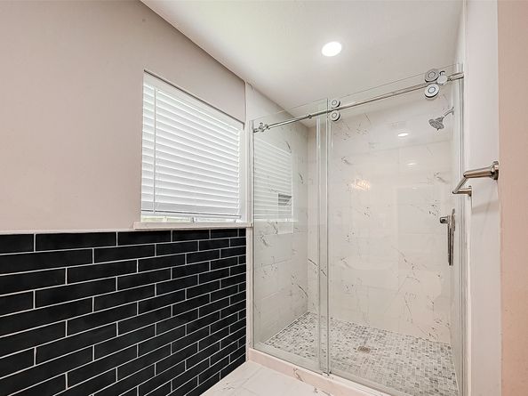 1623 Cherry Ridge Drive, Houston TX 77077