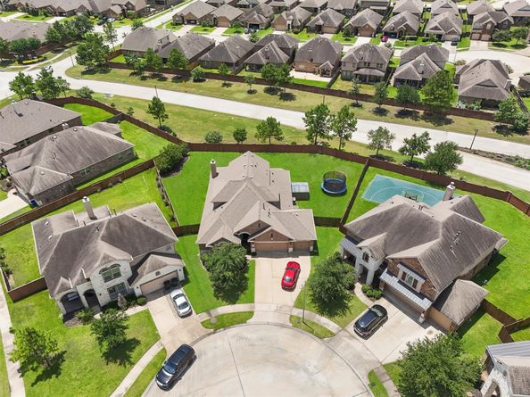 24506 Rossmore Hill Court, Spring TX 77389