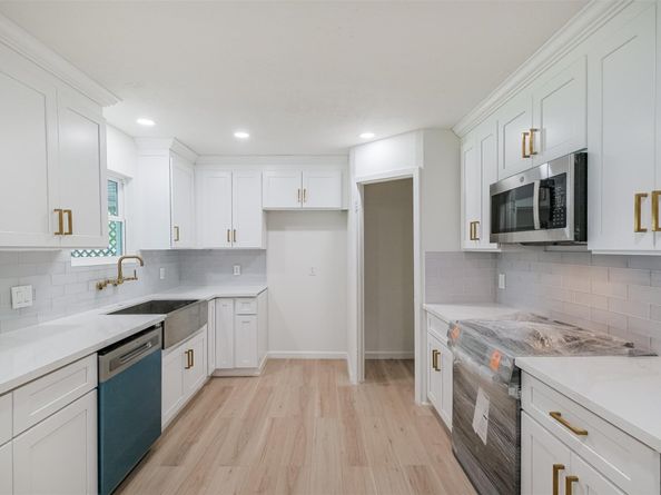 9419 Campbell Road, Houston TX 77080