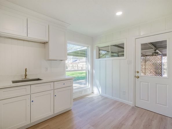 9419 Campbell Road, Houston TX 77080