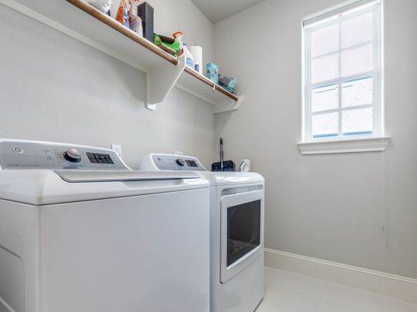 1827 Wrenwood Lakes, Houston TX 77043