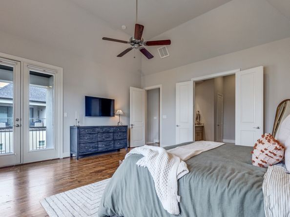 1827 Wrenwood Lakes, Houston TX 77043