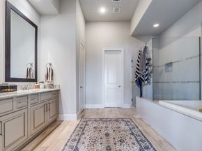 1827 Wrenwood Lakes, Houston TX 77043