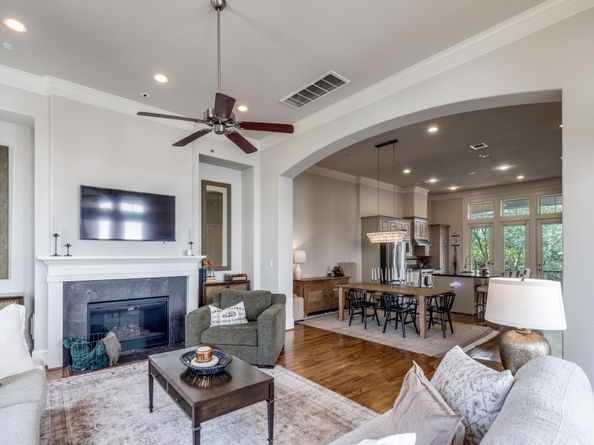 1827 Wrenwood Lakes, Houston TX 77043