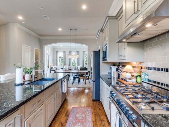 1827 Wrenwood Lakes, Houston TX 77043