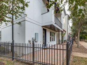 1827 Wrenwood Lakes, Houston TX 77043