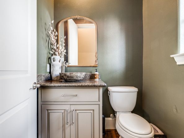 1827 Wrenwood Lakes, Houston TX 77043