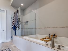 1827 Wrenwood Lakes, Houston TX 77043