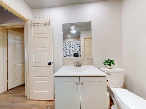 5767 Belcrest Street, Houston TX 77033