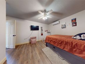 5767 Belcrest Street, Houston TX 77033