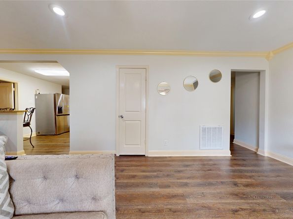 5767 Belcrest Street, Houston TX 77033