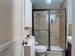 5767 Belcrest Street, Houston TX 77033