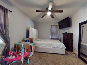 5767 Belcrest Street, Houston TX 77033