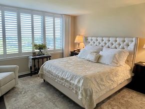 14655 E Champion Forest Drive E 1402, Houston TX 77069