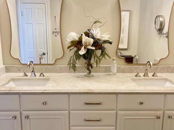 14655 E Champion Forest Drive E 1402, Houston TX 77069