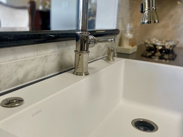 14655 E Champion Forest Drive E 1402, Houston TX 77069