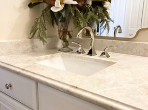 14655 E Champion Forest Drive E 1402, Houston TX 77069