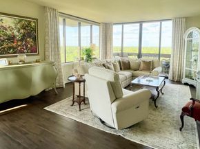 14655 E Champion Forest Drive E 1402, Houston TX 77069