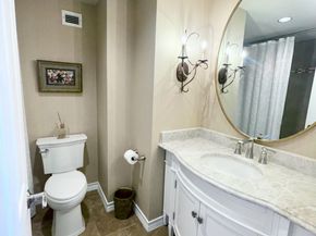 14655 E Champion Forest Drive E 1402, Houston TX 77069