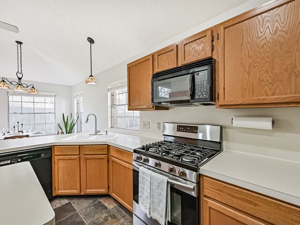 4930 Heritage Plains Drive, Friendswood TX 77546