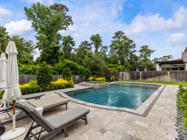 7 Peerless Point Place, Tomball TX 77375