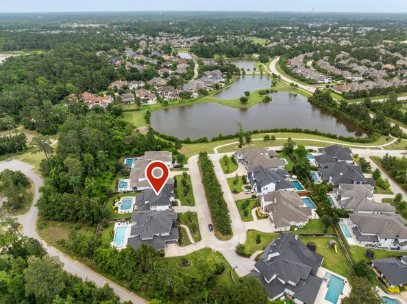 7 Peerless Point Place, Tomball TX 77375