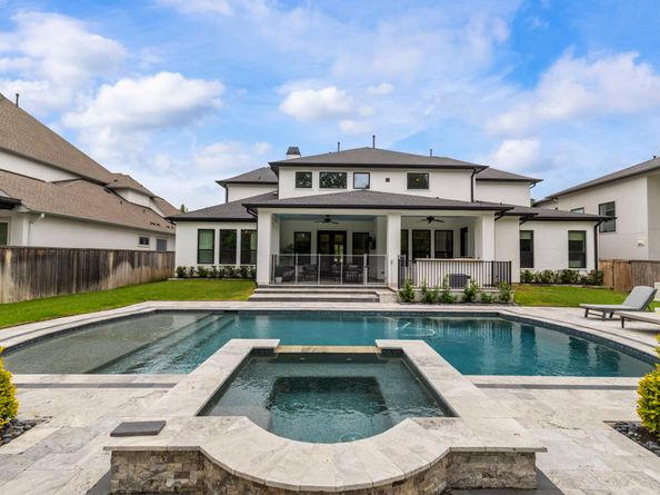 7 Peerless Point Place, Tomball TX 77375