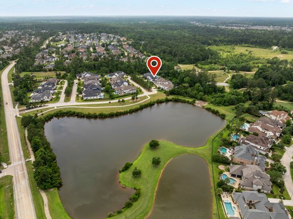7 Peerless Point Place, Tomball TX 77375