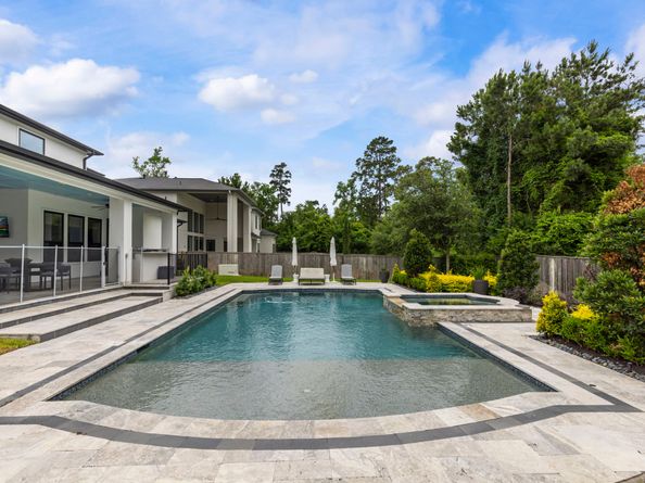 7 Peerless Point Place, Tomball TX 77375