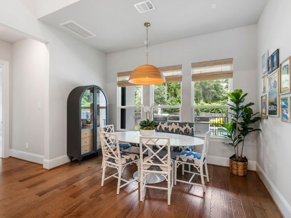 7 Peerless Point Place, Tomball TX 77375