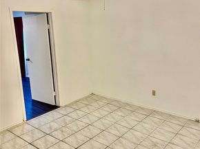 11907 E Marsham Circle, Houston TX 77066