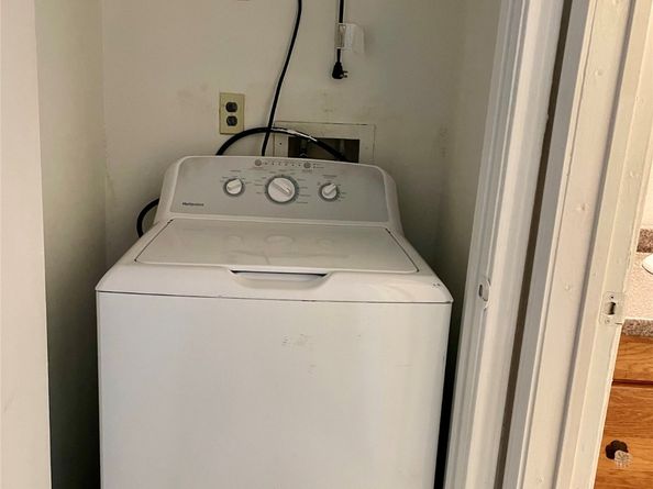 11907 E Marsham Circle, Houston TX 77066