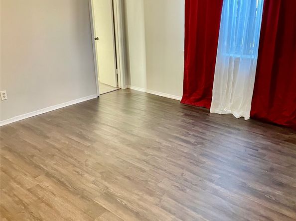 11907 E Marsham Circle, Houston TX 77066