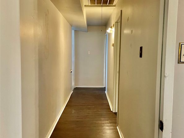 11907 E Marsham Circle, Houston TX 77066