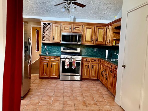 11907 E Marsham Circle, Houston TX 77066