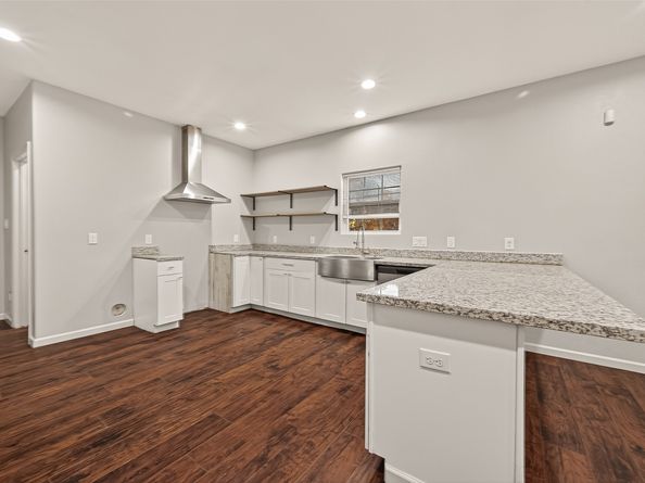 3802 Rebecca Street, Houston TX 77021