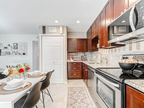 3928 W Alabama Street 4, Houston TX 77027