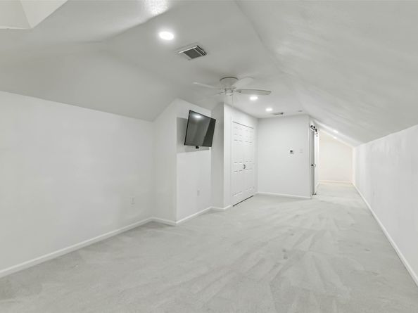 30915 Still Oaks Lane, Spring TX 77386