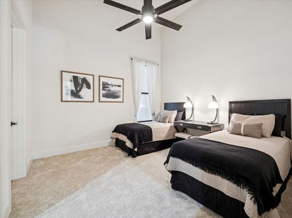 11 River Circle, Houston TX 77063